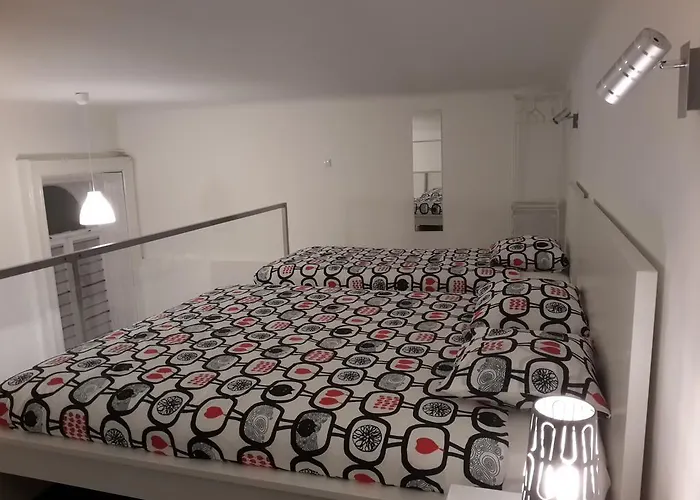 Apartman Kodaly Art