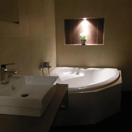 Kodaly Art Appartement *